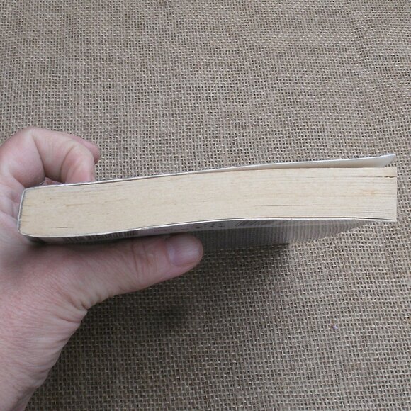 Ghost Stories of the Maritimes by Vernon Oickle paperback - Picture 15 of 16